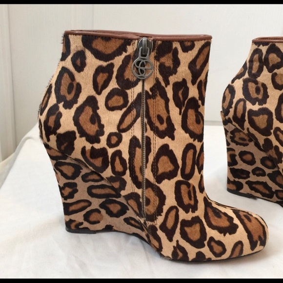 Like new  Calf Hair Leopard Ankle Booties - Picture 3 of 4